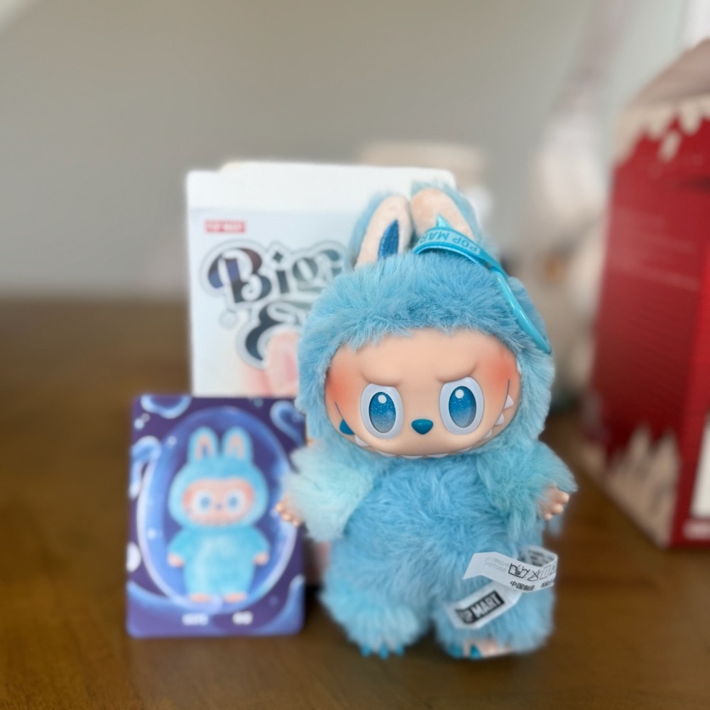 Pop Mart Labubu Big Into Energy - Hope